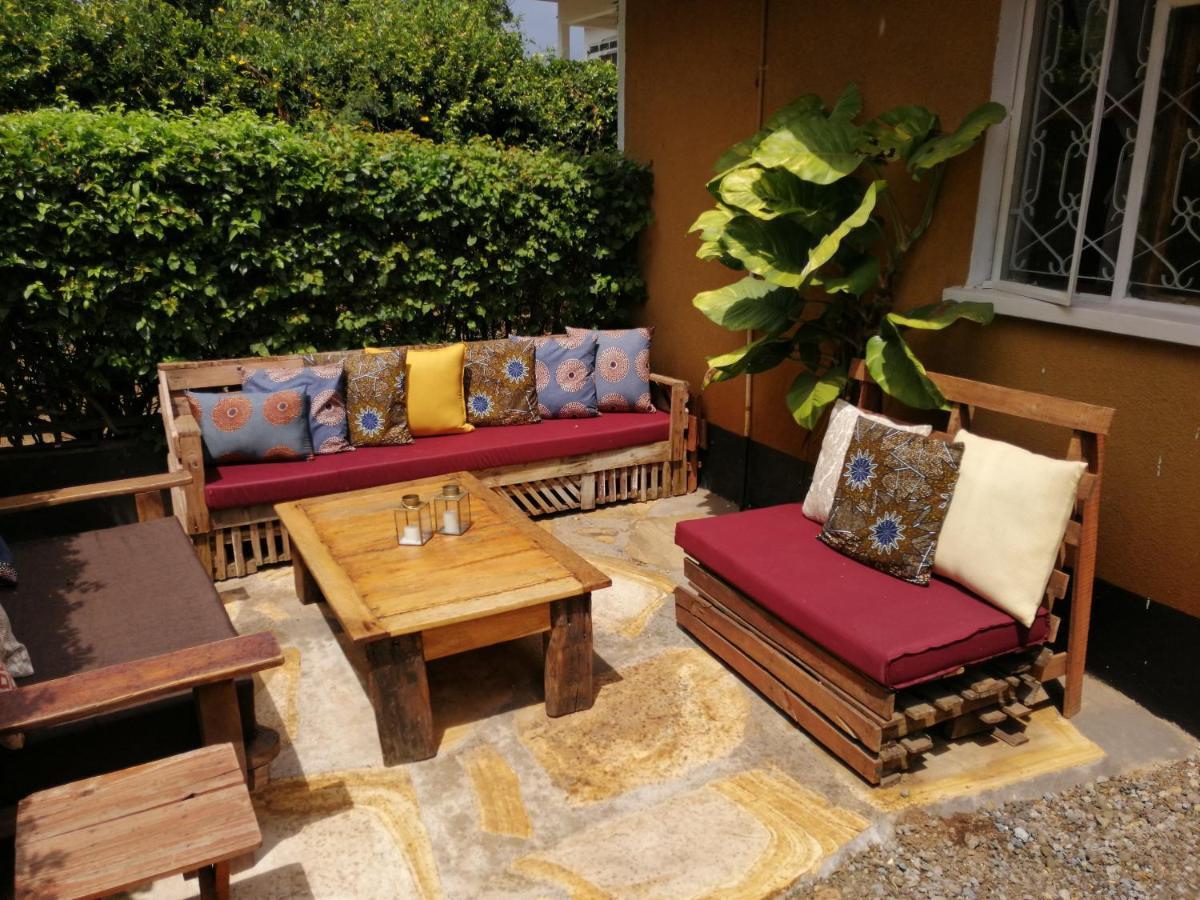 Utamaduni House B&B Arusha Exteriör bild